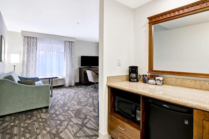 hampton inn and suites saint john