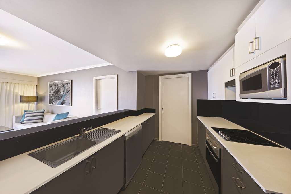 adina apartment hotel sydney surry hills