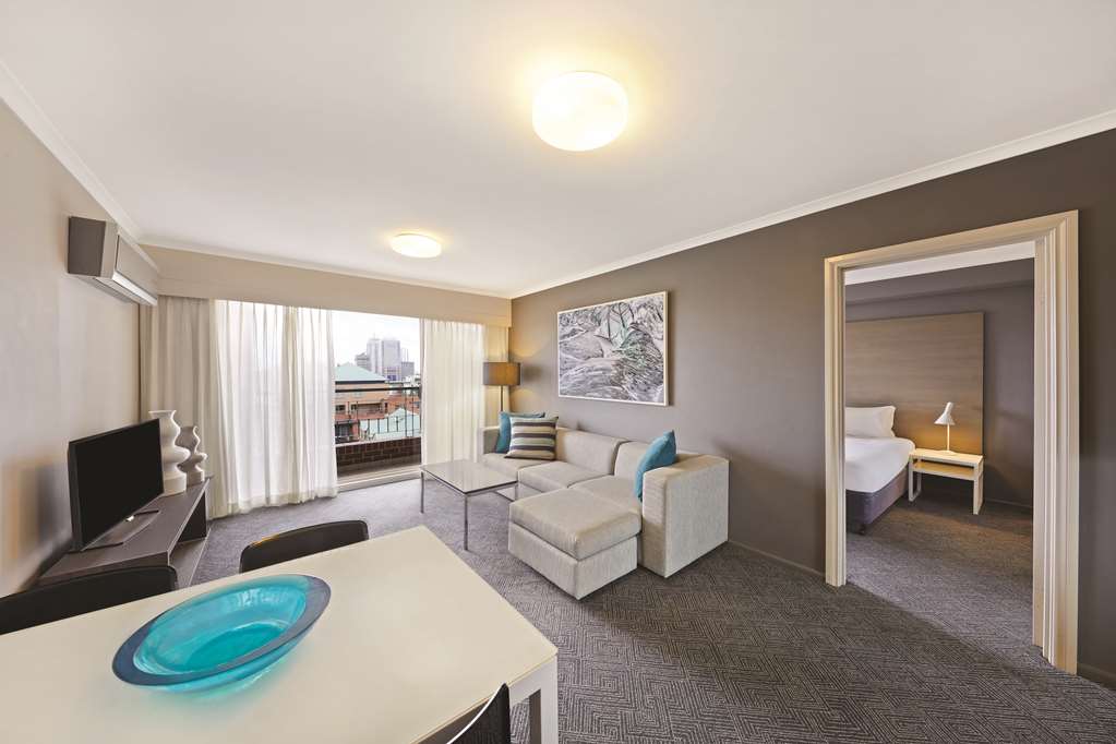 adina apartment hotel sydney surry hills