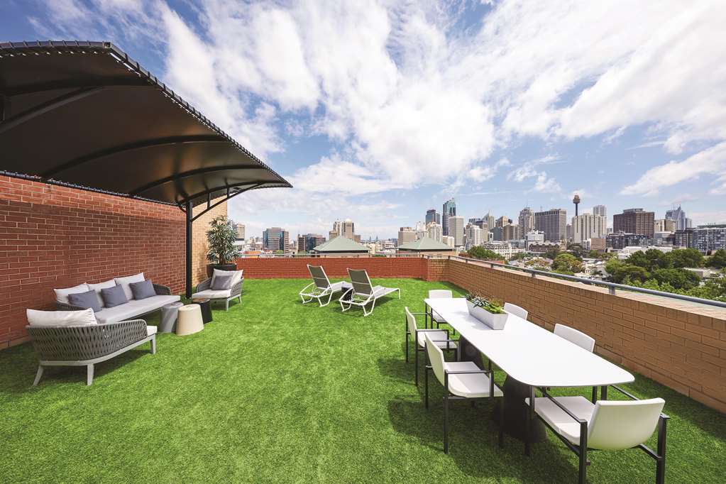 adina apartment hotel sydney surry hills