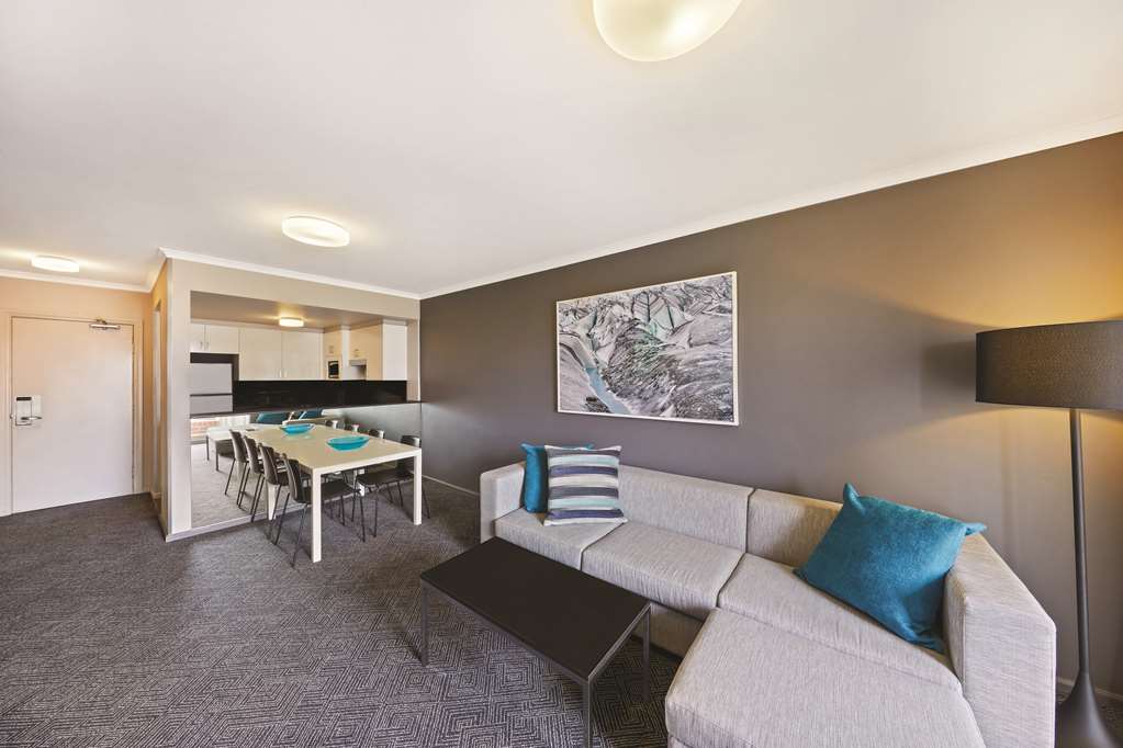 adina apartment hotel sydney surry hills