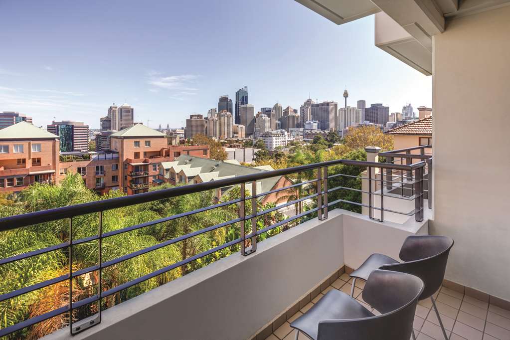 adina apartment hotel sydney surry hills