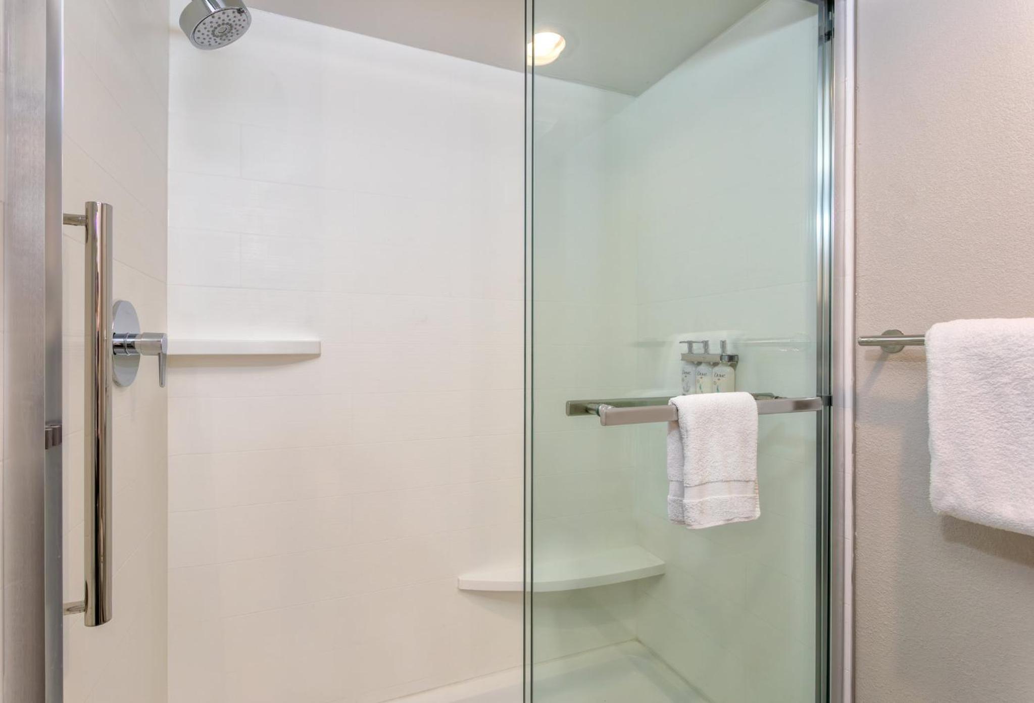 holiday inn express clearwater east icot center by ihg