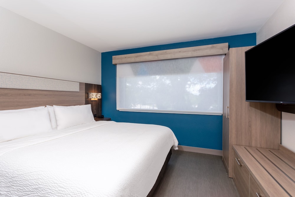 holiday inn express clearwater east icot center by ihg