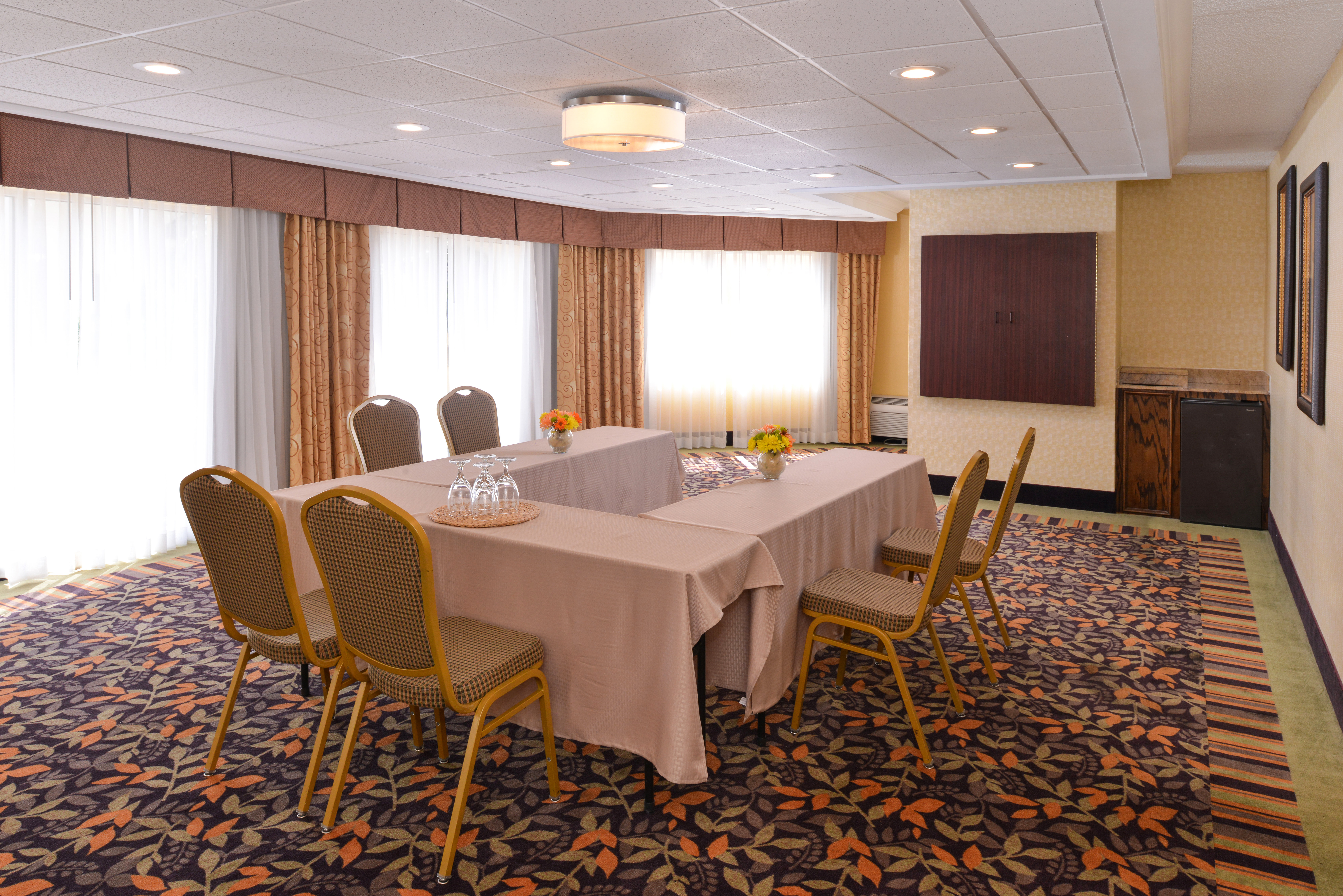 holiday inn express clearwater east icot center by ihg