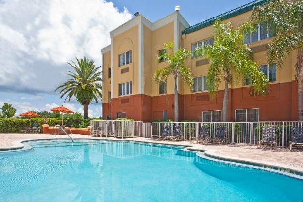 holiday inn express clearwater east icot center by ihg