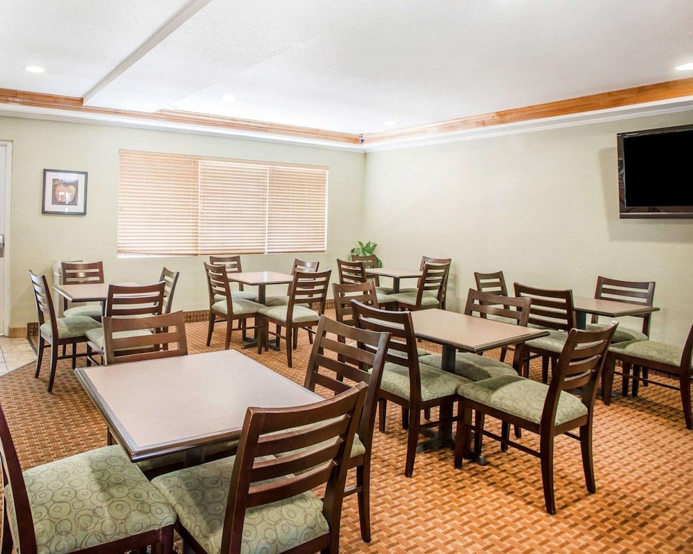 quality inn and suites denver international airport
