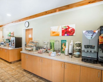 quality inn and suites denver international airport