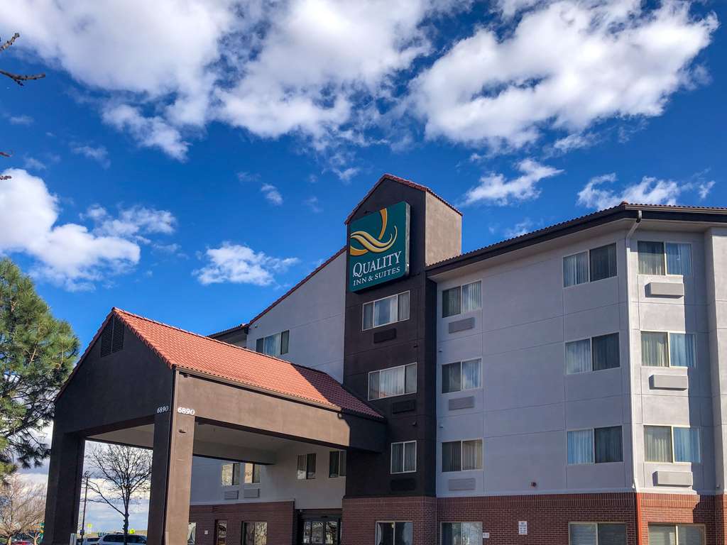 quality inn and suites denver international airport