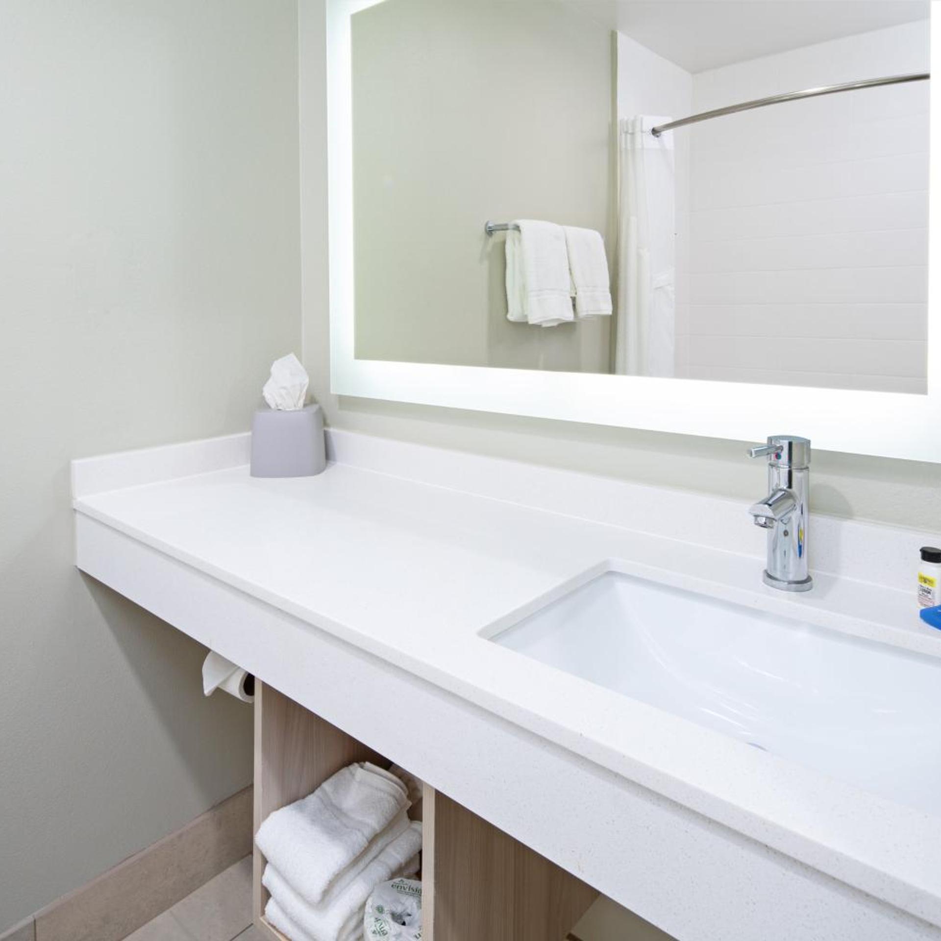 holiday inn express and suites watsonville by ihg