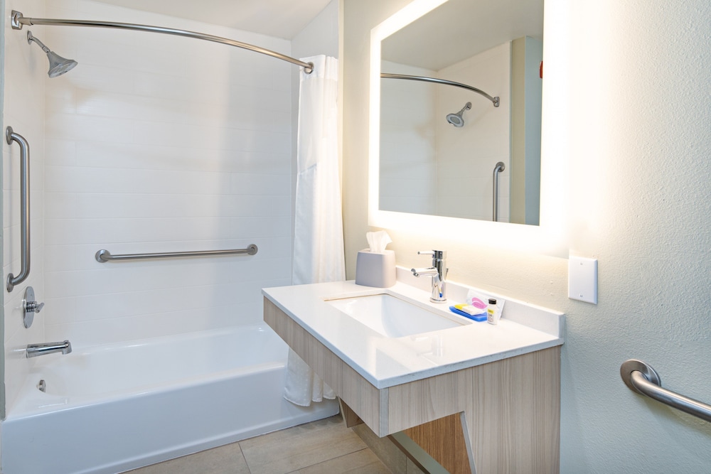 holiday inn express and suites watsonville by ihg