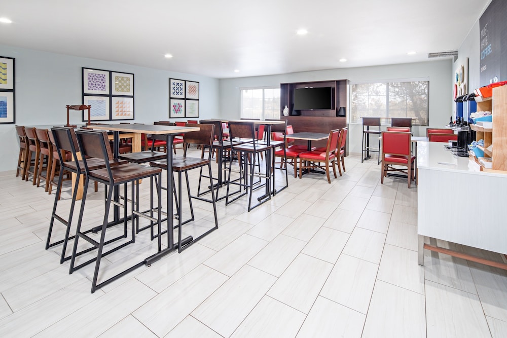 holiday inn express and suites watsonville by ihg