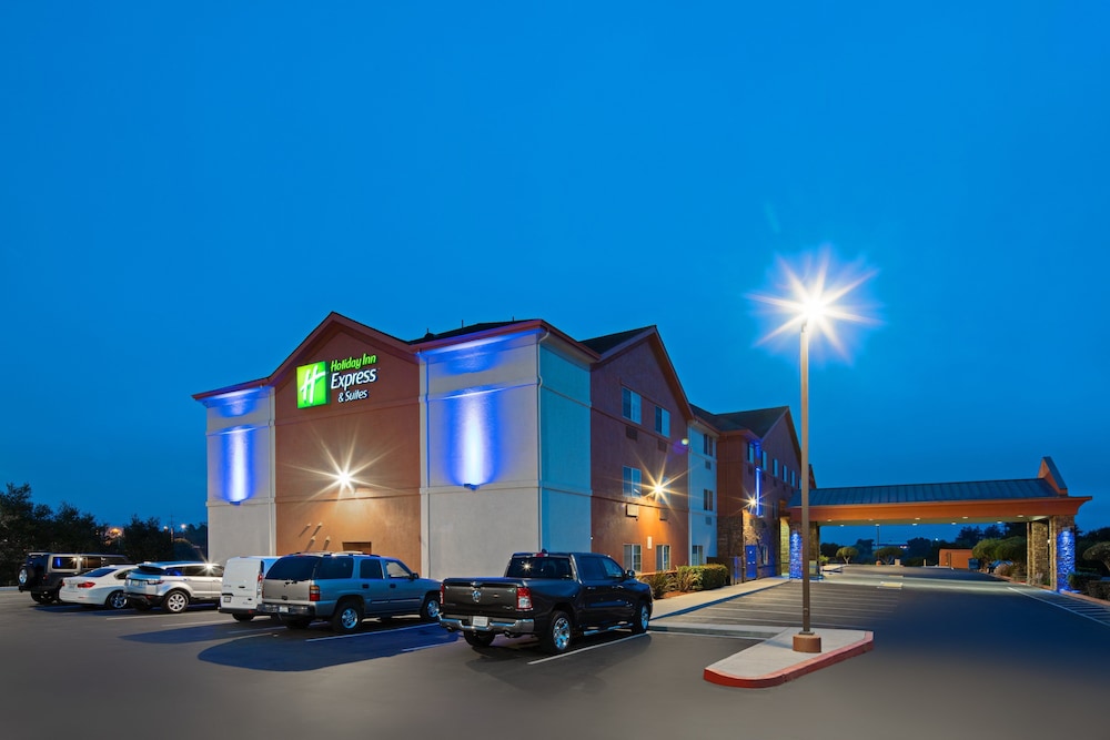 holiday inn express and suites watsonville by ihg