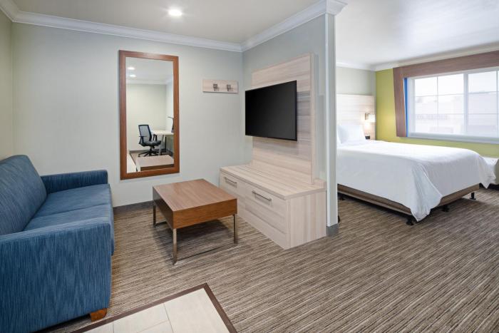holiday inn express and suites watsonville by ihg