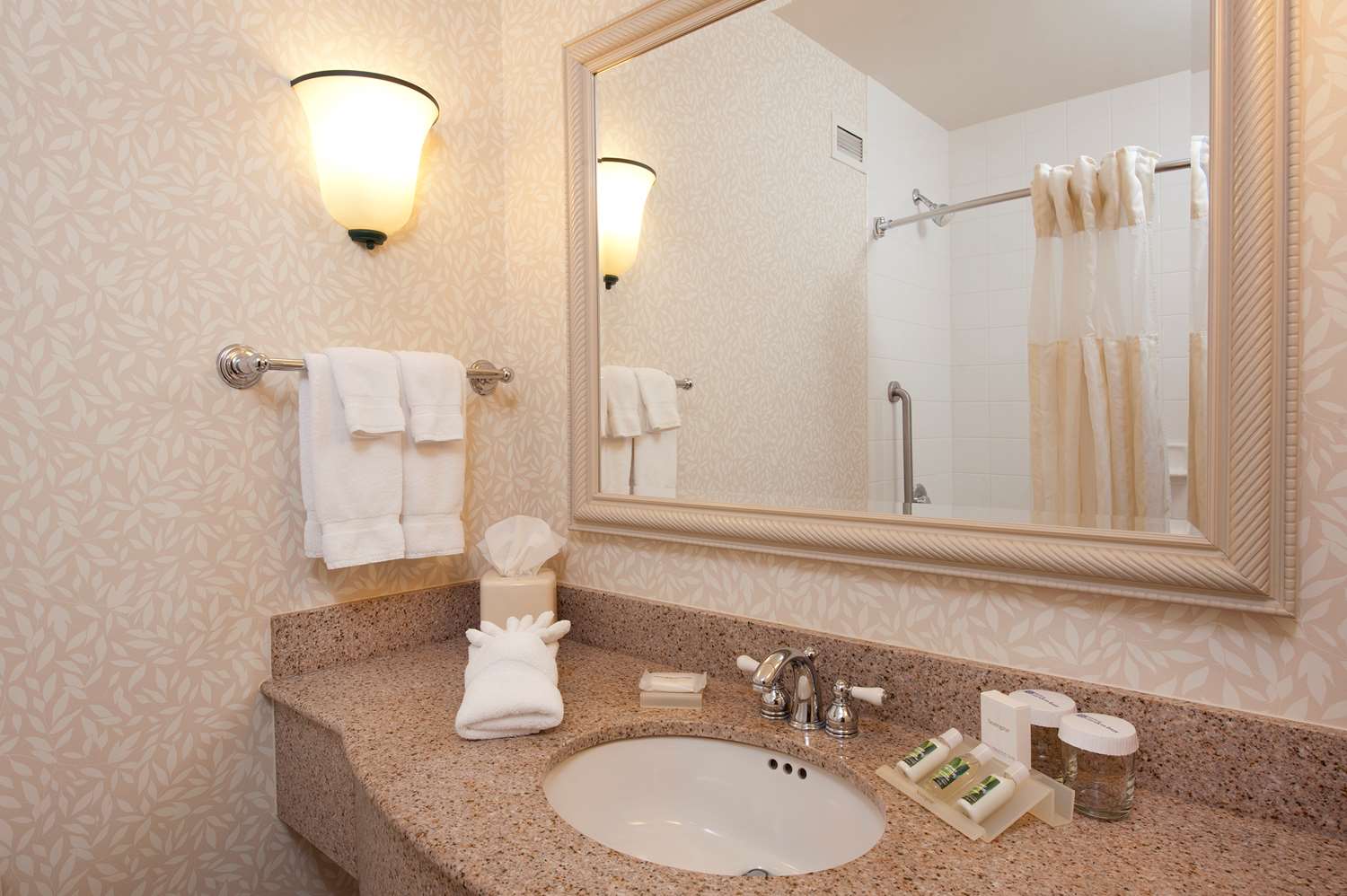 hilton garden inn grand forks und