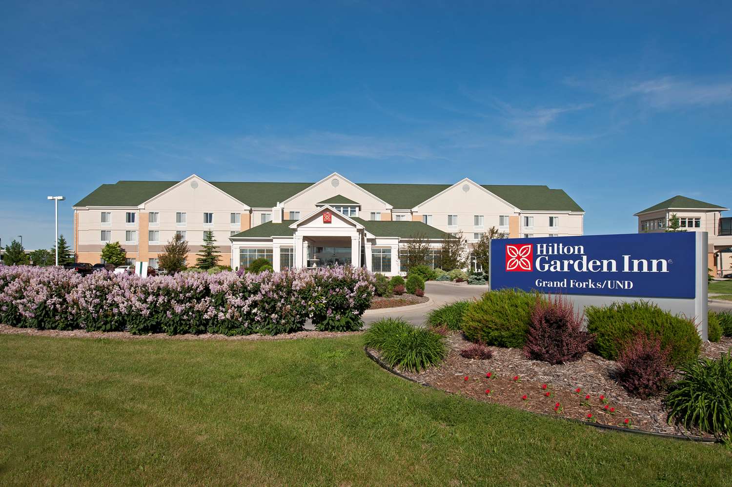 hilton garden inn grand forks und