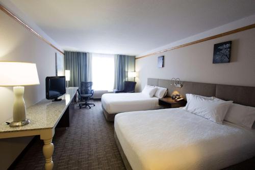 hilton garden inn grand forks und