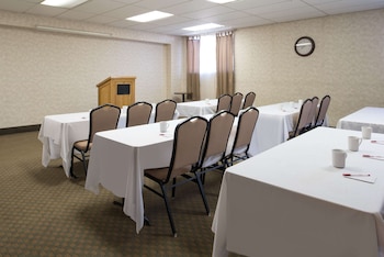 Ramada By Wyndham Downtown Spokane,In Spokane (Downtown Spokane),3 star