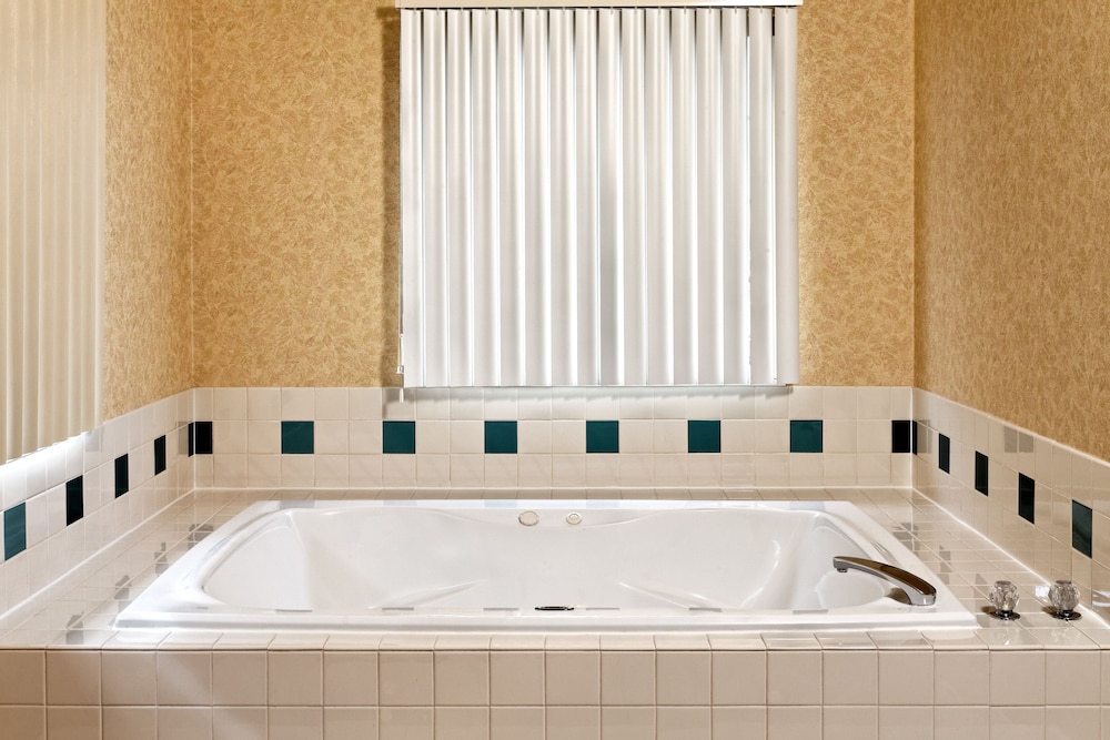 holiday inn express spokane valley by ihg