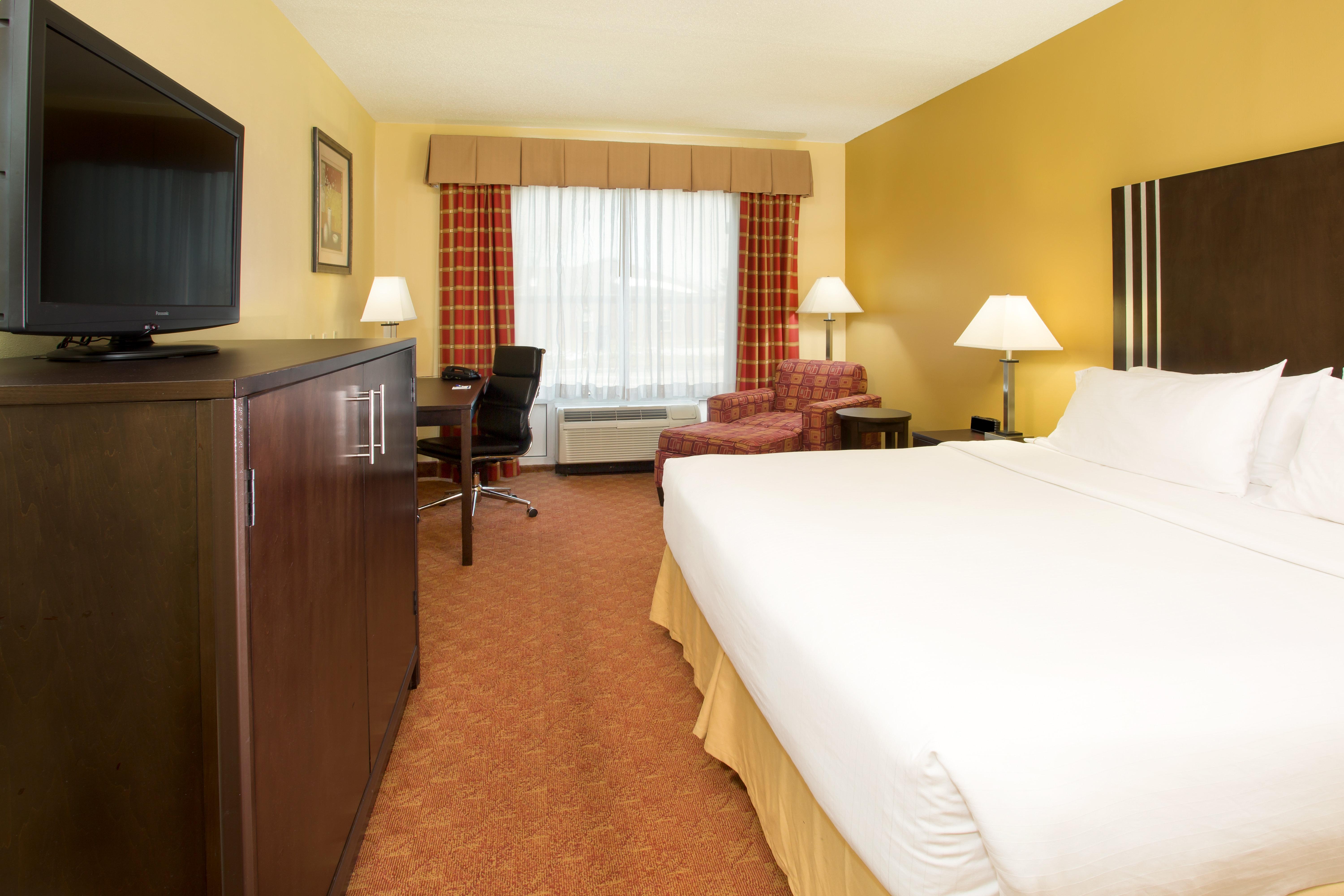 holiday inn express and suites richmond by ihg