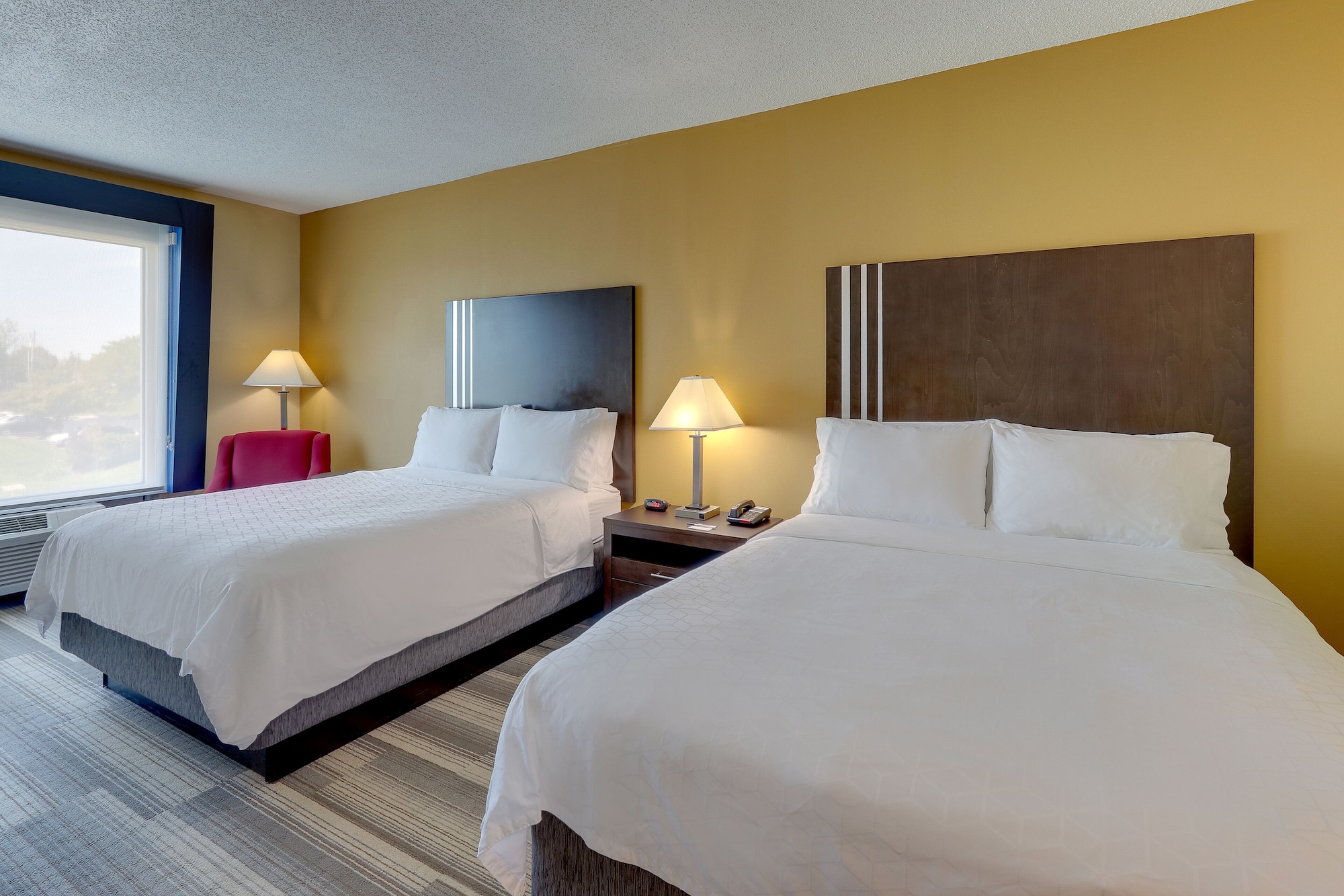 holiday inn express and suites richmond by ihg