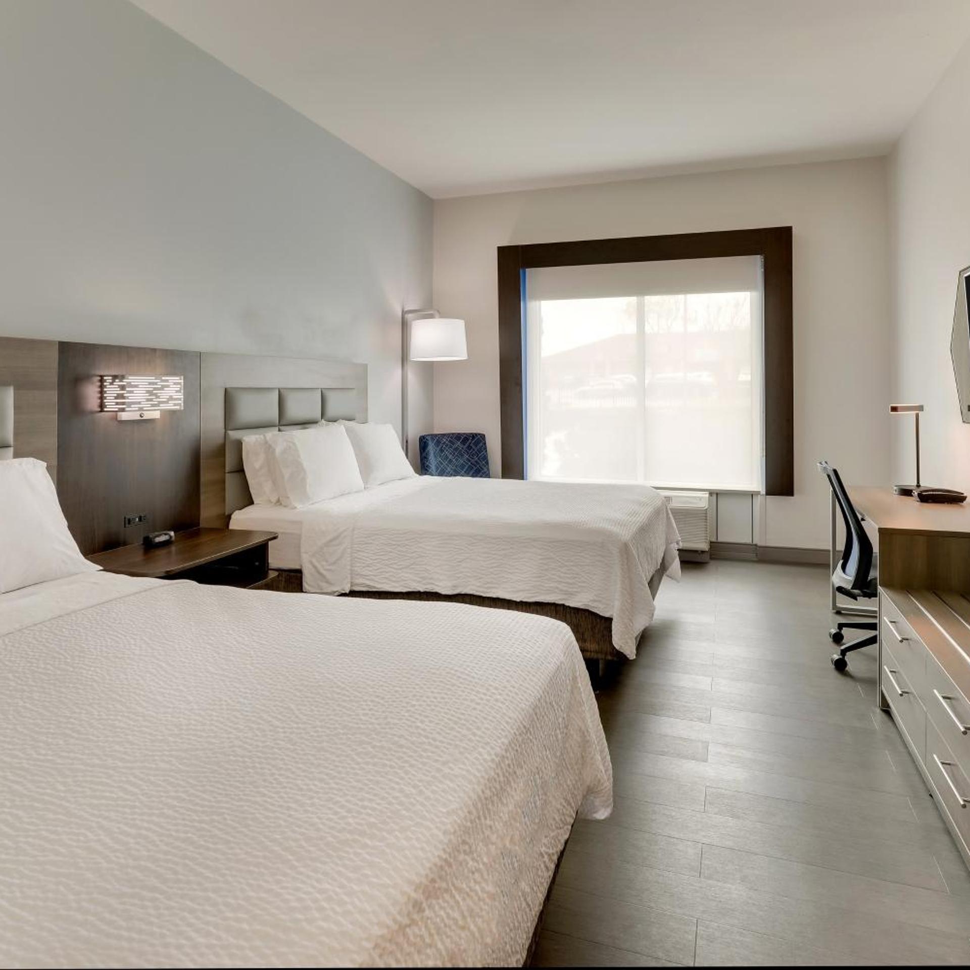 holiday inn express and suites richmond by ihg