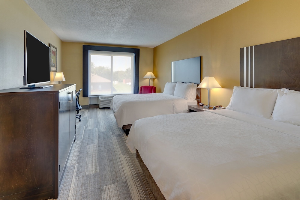 holiday inn express and suites richmond by ihg