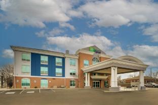 holiday inn express and suites richmond by ihg