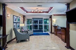 holiday inn express and suites richmond by ihg