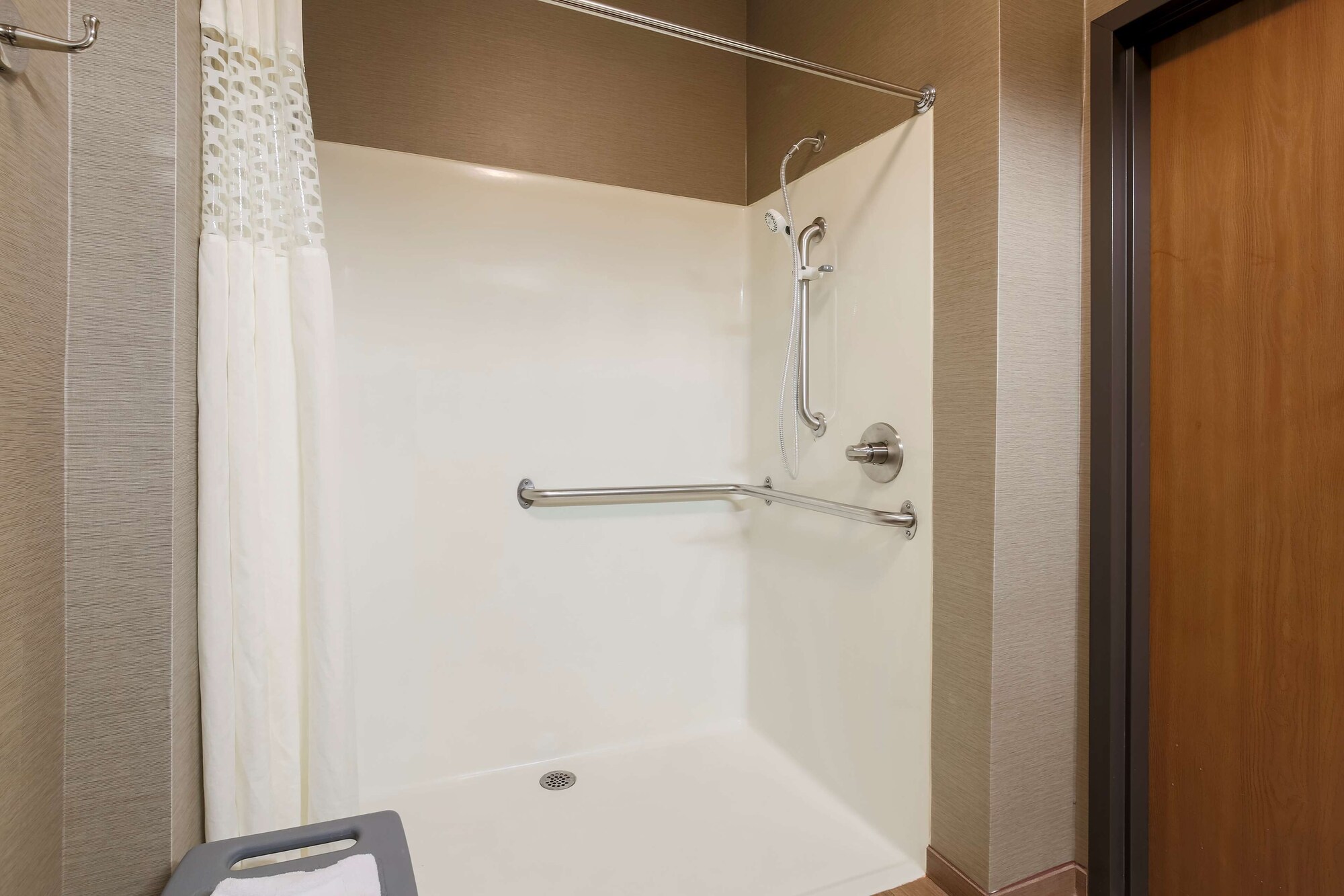 hampton inn lexington south keeneland airport