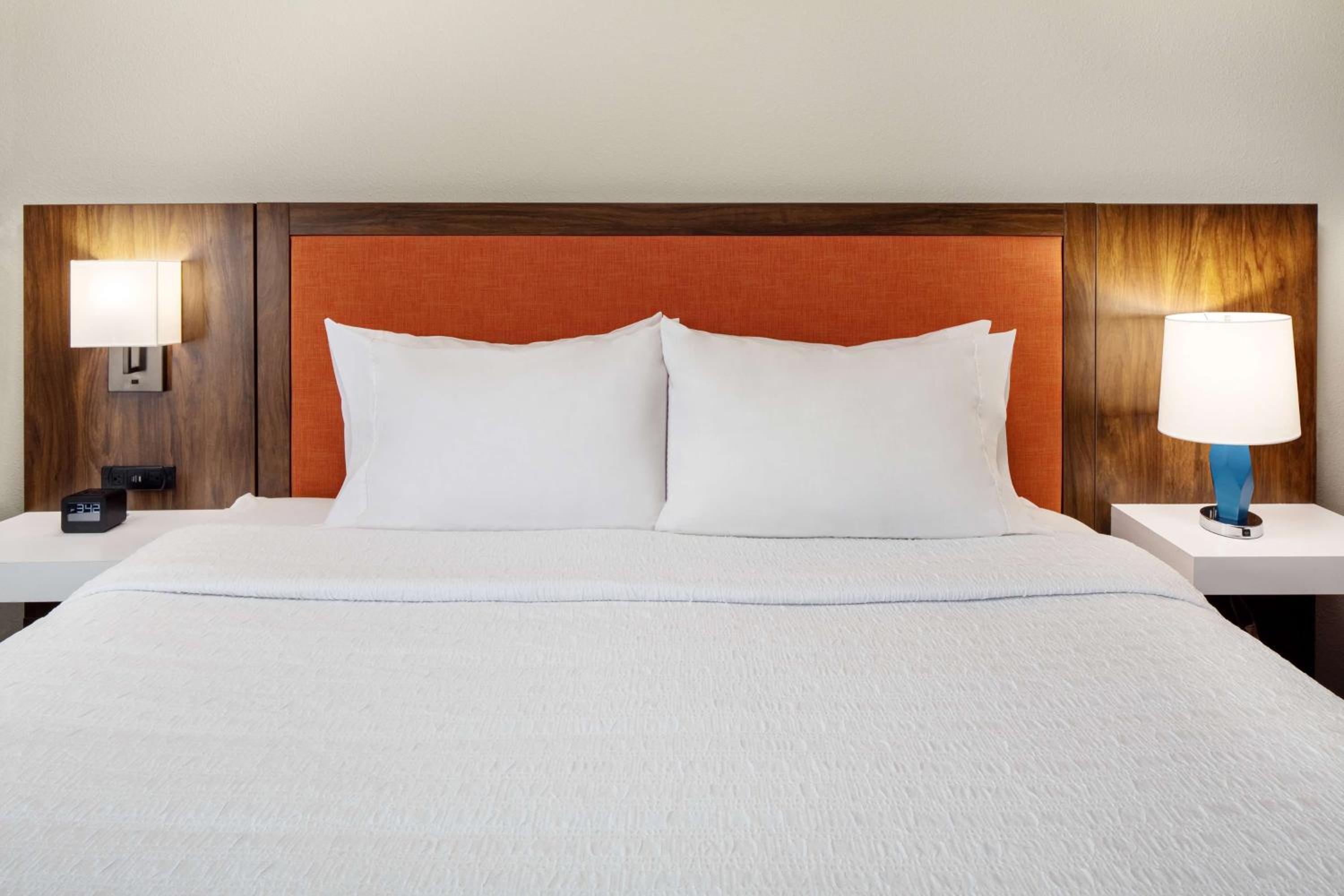 hampton inn lexington south keeneland airport