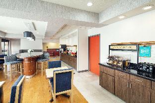 hampton inn lexington south keeneland airport