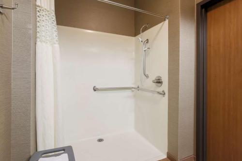 hampton inn lexington south keeneland airport