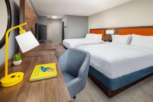hampton inn lexington south keeneland airport