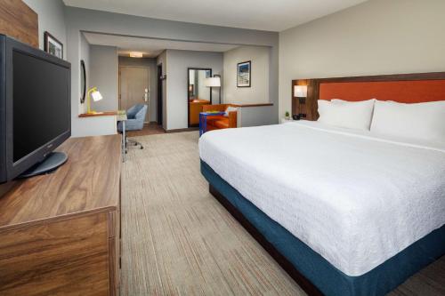 hampton inn lexington south keeneland airport