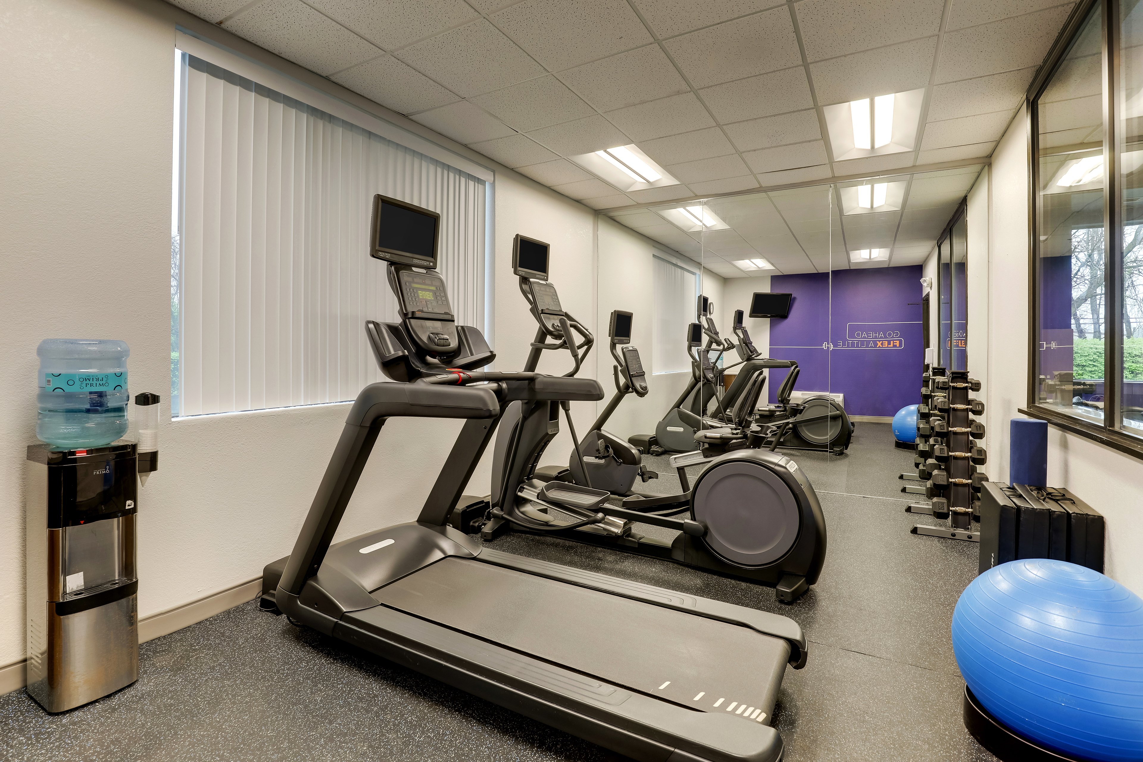 holiday inn express nicholasville by ihg