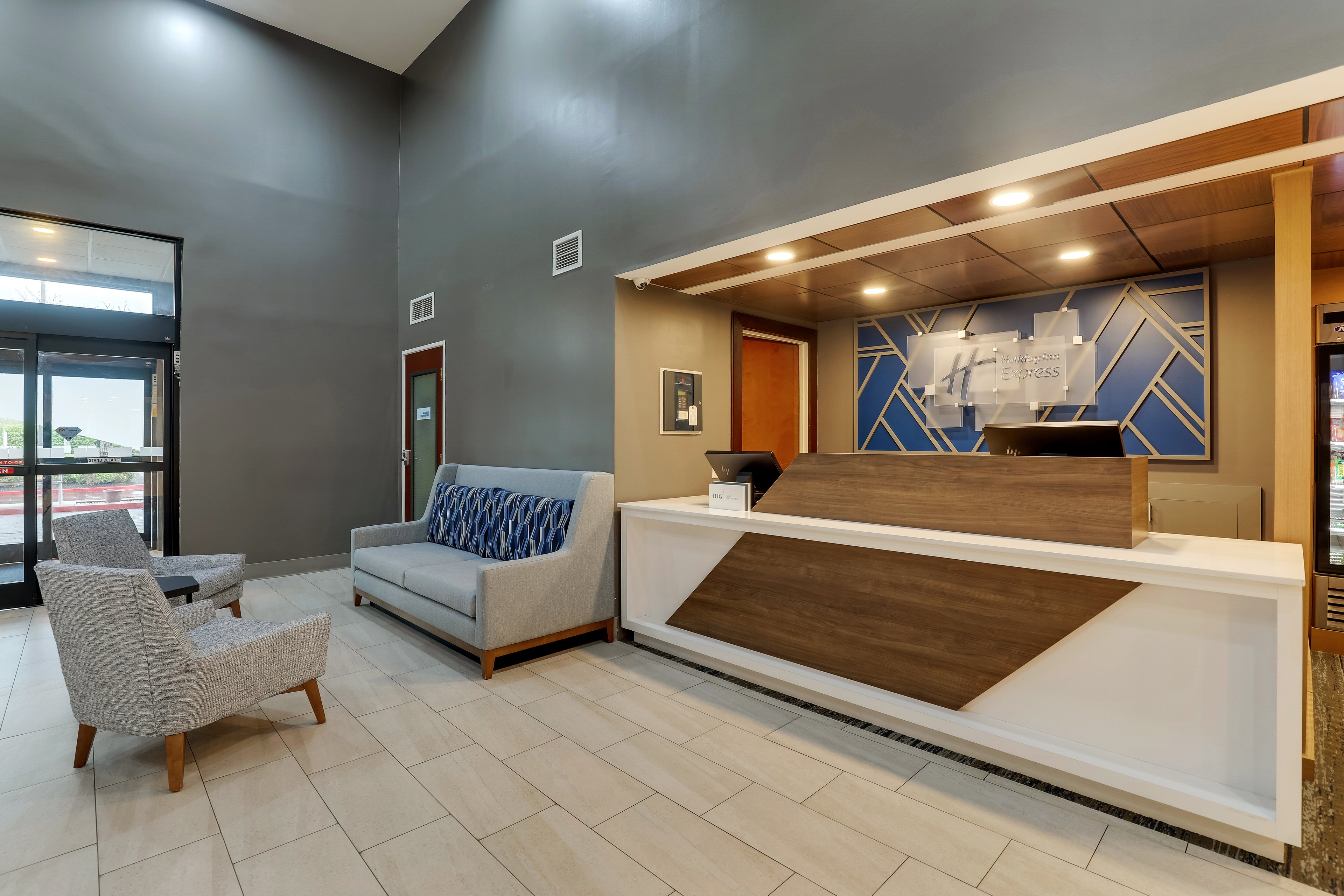 holiday inn express nicholasville by ihg