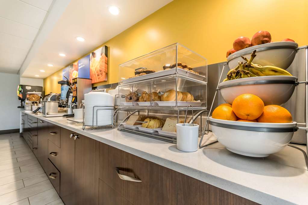 comfort inn and suites