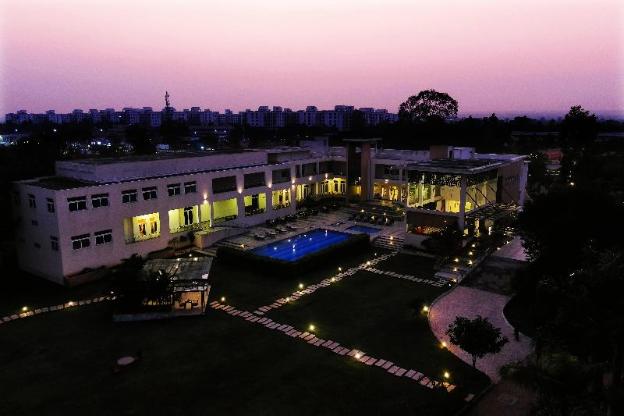 spree resort at century wintersun