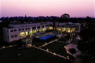 spree resort at century wintersun