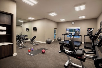 sonesta es suites fresno