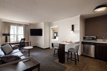 sonesta es suites fresno