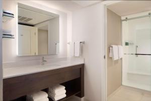 sonesta es suites fresno