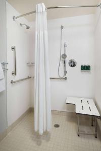 sonesta es suites fresno