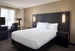 sonesta es suites fresno