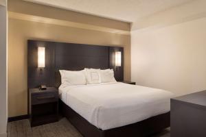 sonesta es suites fresno