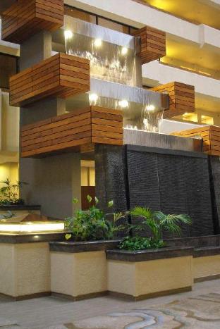 doubletree by hilton fresno convention center