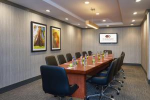 doubletree by hilton fresno convention center