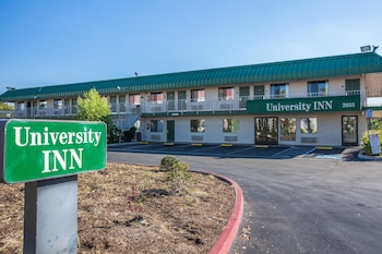 university inn