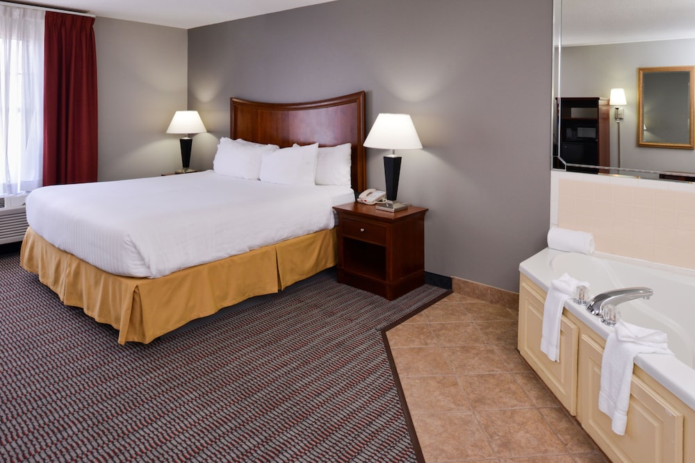 holiday inn express and suites north little rock